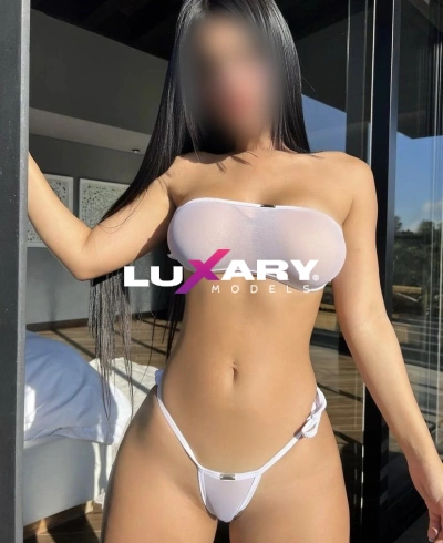 RAFAELLA 946077889, kines en San Borja