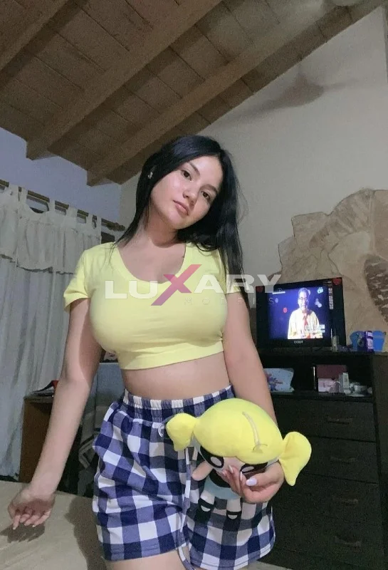 Ariana 907678554 kinesiologas en lima